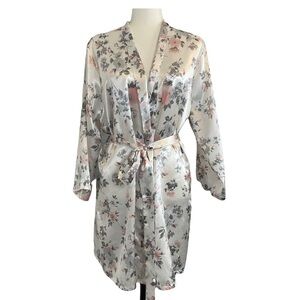 LA Vie en Rose Floral Robe Size Small